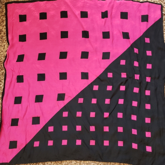 Vintage Fushia Pink Black Silky Scarf Neckerchief - Picture 2 of 6